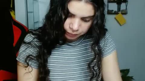 Karoll online show from 02.26.25