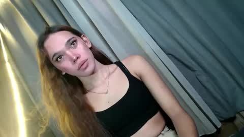 Snapshot of koreandoll_yuri chatting on 03.21.26 koreandoll_yuri online show from 03.21.26