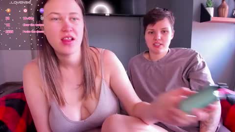 Snapshot of kortney_williams chatting on 02.05.26 Twiix online show from 02.05.26