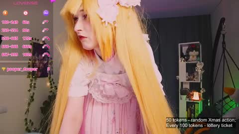 Snapshot of koshkasenpai chatting on 12.15.24 koshkasenpai online show from 12.15.24