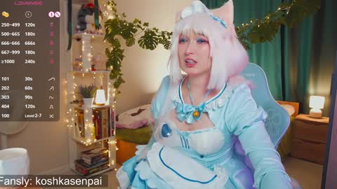 Snapshot of koshkasenpai chatting on 02.09.25 koshkasenpai online show from 02.09.25