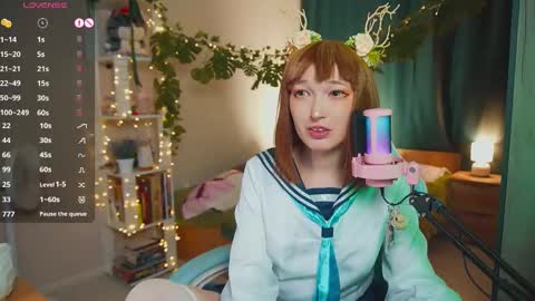 Snapshot of koshkasenpai chatting on 02.19.25 koshkasenpai online show from 02.19.25