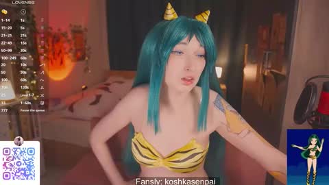 Snapshot of koshkasenpai chatting on 09.30.25 koshkasenpai online show from 09.30.25