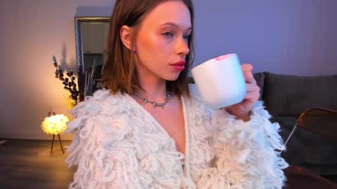 Snapshot of kossie_ chatting on 02.01.25 kossie_ online show from 02.01.25