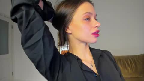 Snapshot of kossie_ chatting on 11.24.25 kossie_ online show from 11.24.25