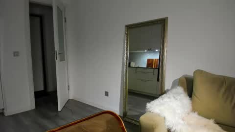 Snapshot of kossie_ chatting on 11.28.25 kossie_ online show from 11.28.25