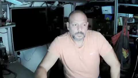 Snapshot of kostasgreek42 chatting on 10.17.25 Kosta online show from 10.17.25
