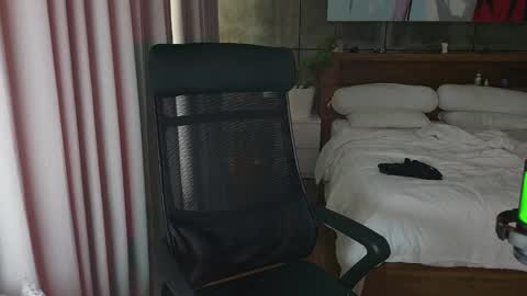 Danny online show from 11.29.25