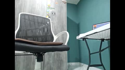 Koto Bombon online show from 03.04.25