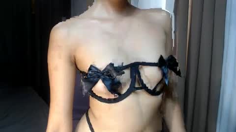 kourtneyluv online show from 01.21.25