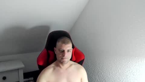 Snapshot of kozik1992 chatting on 12.05.25 Bartek online show from 12.05.25