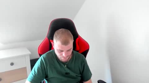 Snapshot of kozik1992 chatting on 02.17.26 Bartek online show from 02.17.26