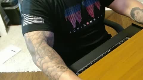 Snapshot of kp253 chatting on 09.27.25 KP online show from 09.27.25