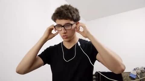 Snapshot of kpo10 chatting on 12.26.24 Facu online show from 12.26.24