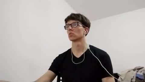 Snapshot of kpo10 chatting on 01.03.25 Facu online show from 01.03.25