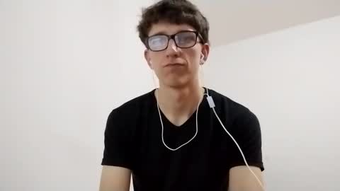 Snapshot of kpo10 chatting on 01.06.25 Facu online show from 01.06.25