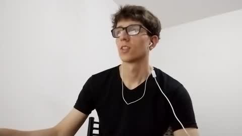 Snapshot of kpo10 chatting on 01.06.25 Facu online show from 01.06.25