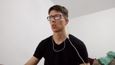 Snapshot of kpo10 chatting on 01.20.25 Facu online show from 01.20.25