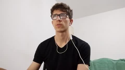 Snapshot of kpo10 chatting on 02.27.25 Facu online show from 02.27.25