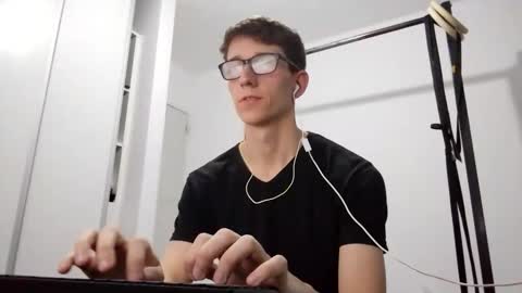 Snapshot of kpo10 chatting on 02.03.26 Facu online show from 02.03.26