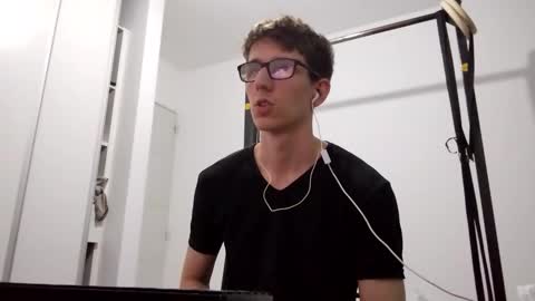 Snapshot of kpo10 chatting on 02.20.26 Facu online show from 02.20.26