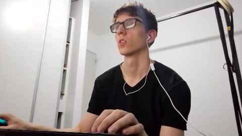 Snapshot of kpo10 chatting on 03.09.26 Facu online show from 03.09.26