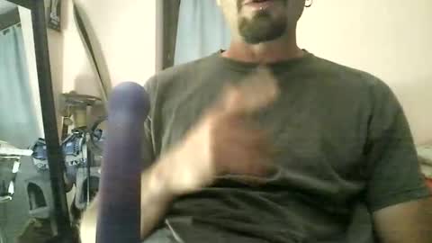Snapshot of kratoskratoskratos chatting on 05.26.26 Kratos online show from 05.26.26
