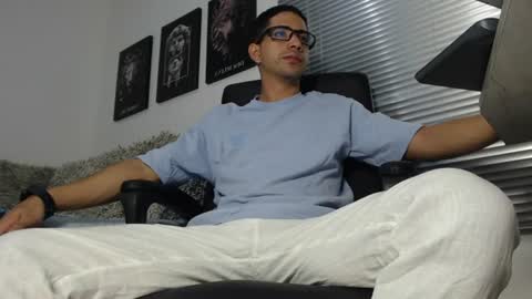 kratoswolf online show from 07.16.26