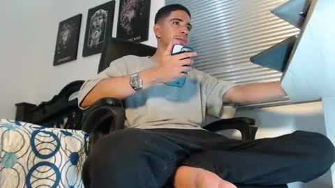 kratoswolf online show from 08.05.26