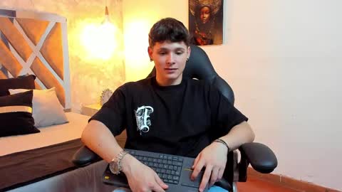 Snapshot of kraven_lust chatting on 05.29.26 Kraven online show from 05.29.26