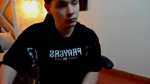 Snapshot of kraven_lust chatting on 06.05.26 Kraven online show from 06.05.26