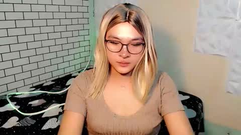 Snapshot of krezikeed chatting on 03.16.26 krezikeed online show from 03.16.26