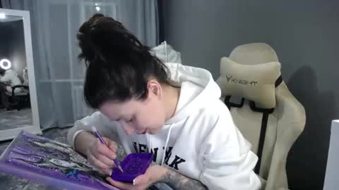 Snapshot of kris_again chatting on 03.11.25 Kris online show from 03.11.25