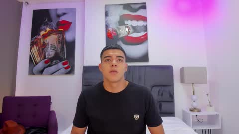 Snapshot of kris_dolph chatting on 11.13.25 Kris Dolph online show from 11.13.25