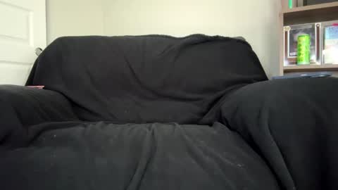 Snapshot of kriscrinkle chatting on 04.03.26 Kriscrinkle online show from 04.03.26