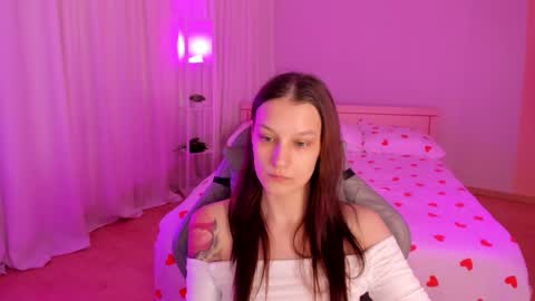 krisdoeil online show from 02.25.26