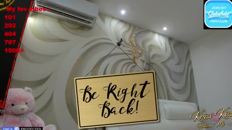 Snapshot of krisi_kiss chatting on 01.14.25 KrisiFollow me  Thumb UP  online show from 01.14.25