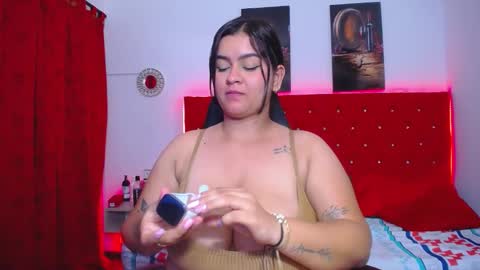 kriss_sweetboobs online show from 01.26.25
