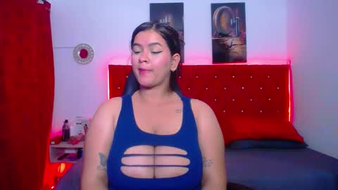 kriss_sweetboobs online show from 02.05.25
