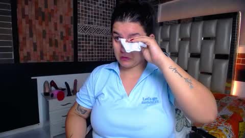 kriss_sweetboobs online show from 09.19.25