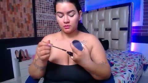 kriss_sweetboobs online show from 10.09.25
