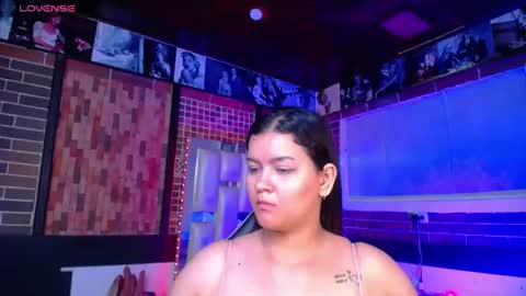 kriss_sweetboobs online show from 06.27.26
