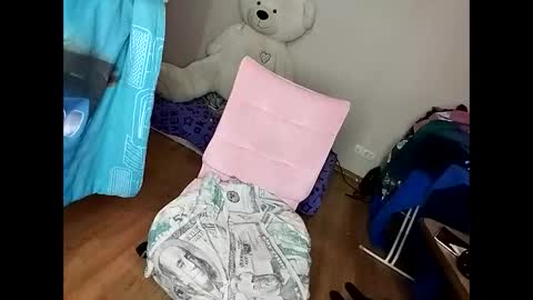 Snapshot of krisssexi chatting on 12.16.24 KrissSexi online show from 12.16.24