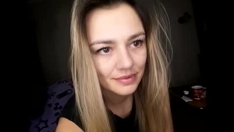 Snapshot of krisssexi chatting on 01.09.25 KrissSexi online show from 01.09.25