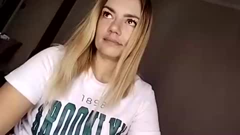 Snapshot of krisssexi chatting on 10.06.25 KrissSexi online show from 10.06.25