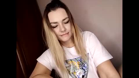 KrissSexi online show from 12.17.25