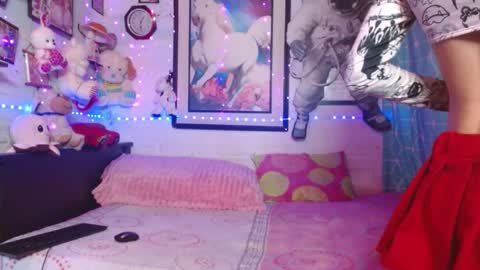 Snapshot of krisstal703358 chatting on 02.20.26 krisstal703358 online show from 02.20.26