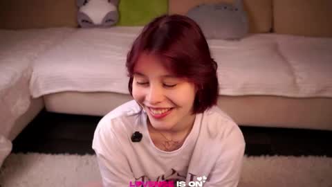 Sarah online show from 05.04.26