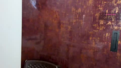 Snapshot of kristal_blond chatting on 12.24.24   online show from 12.24.24