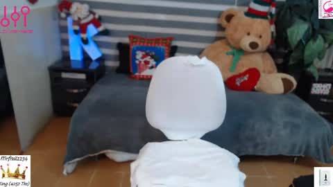 Snapshot of kristal_jackson chatting on 12.06.24 ANA online show from 12.06.24